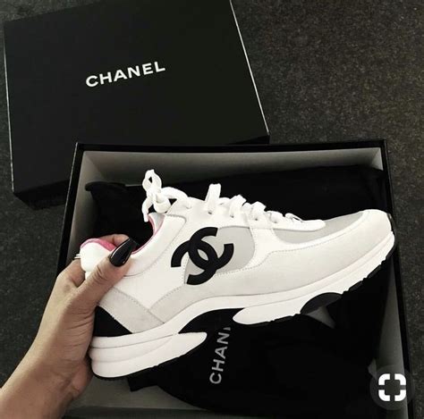 scarpe ginnastica bianche di marca chanel|Chanel spring summer shoes.